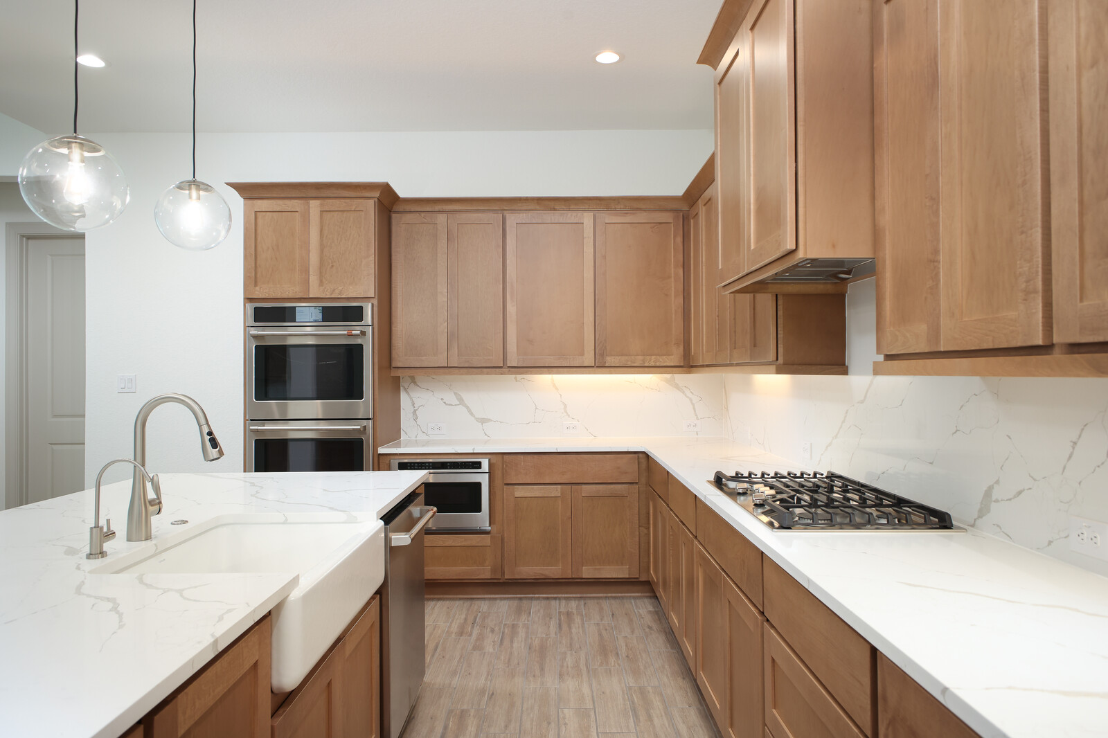 16_34743_Shelly_Brg_Pt_R16_mls