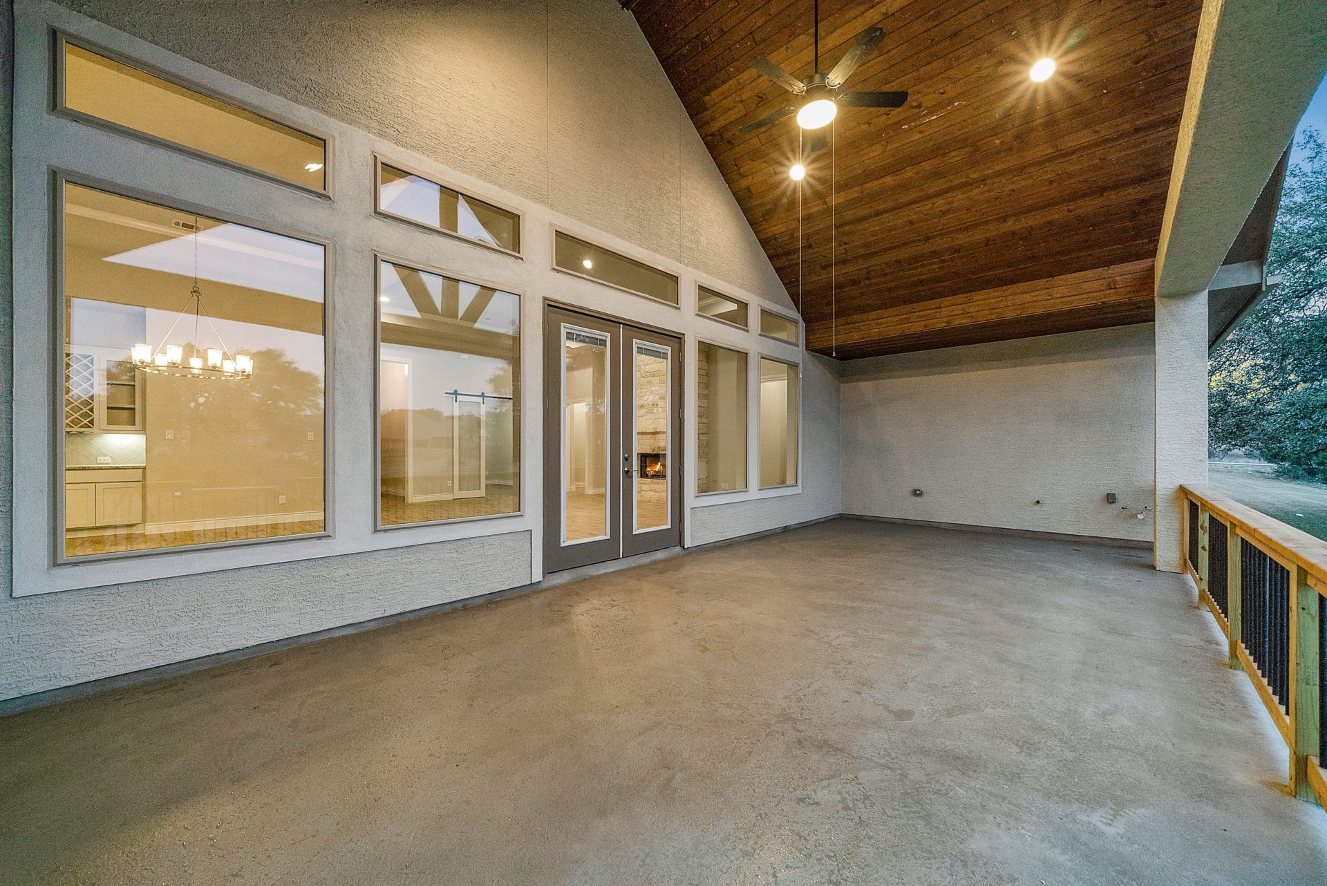 Magnolia-Back_Balcony_2