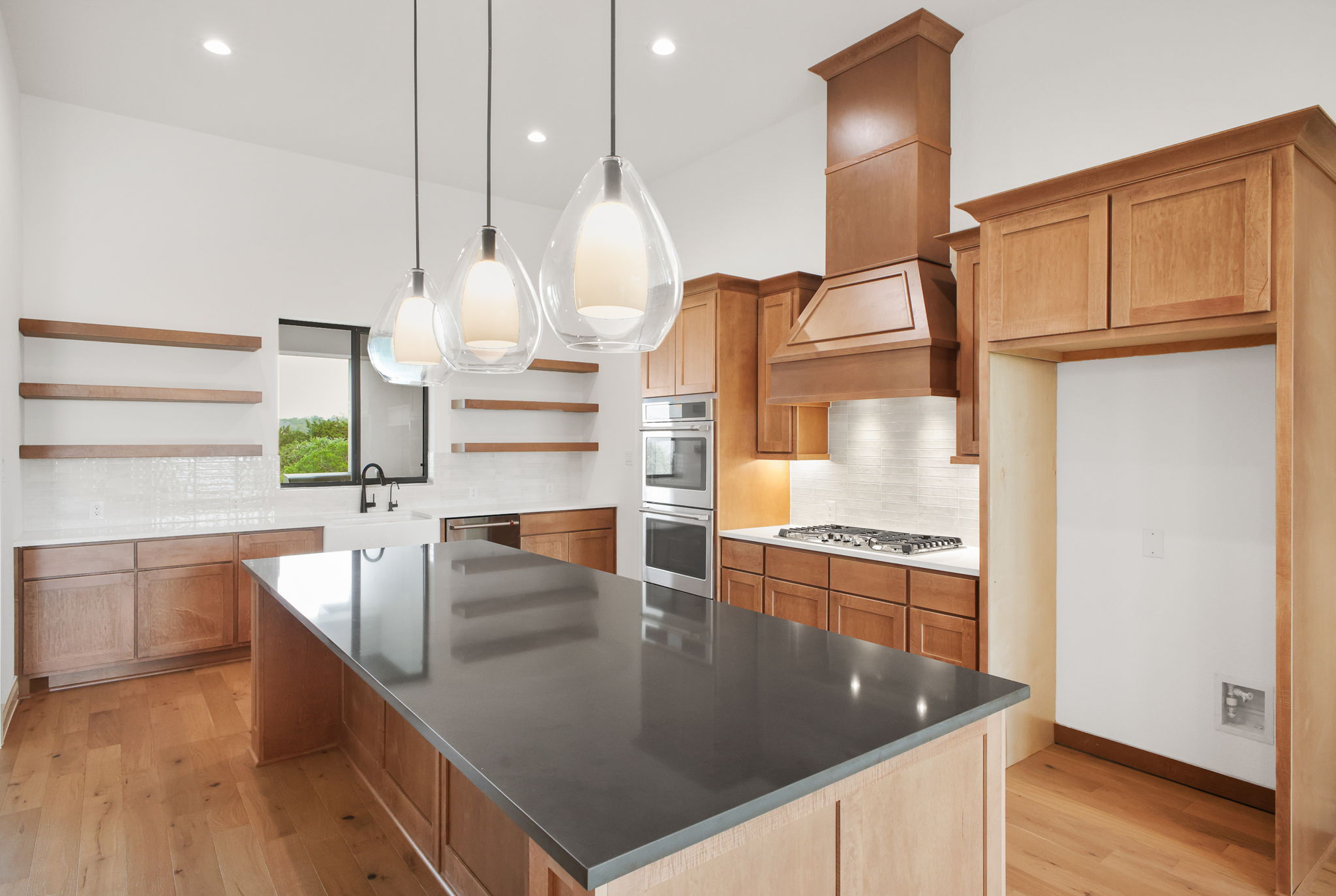 19-web-or-mls-1123_Vintage_Way_New_Braunfels_TX_78132-10