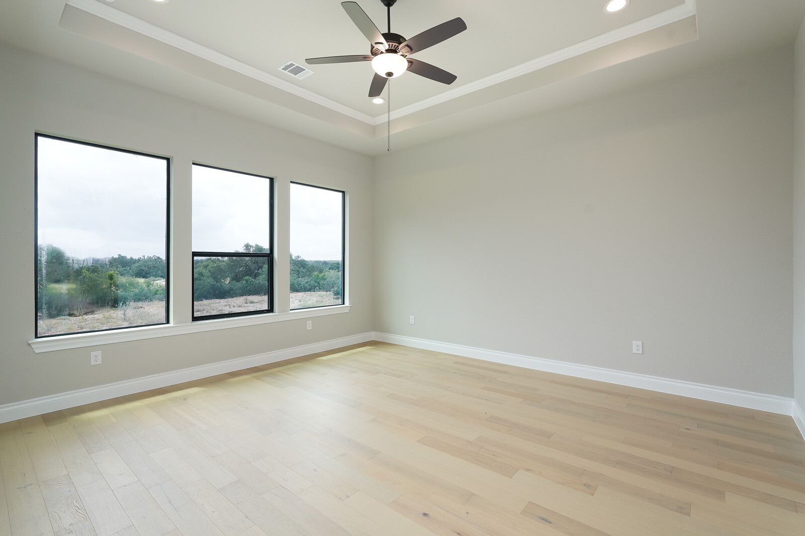 22_1206_VINTAGE_WAY_New_Braunfels_7813222_mls