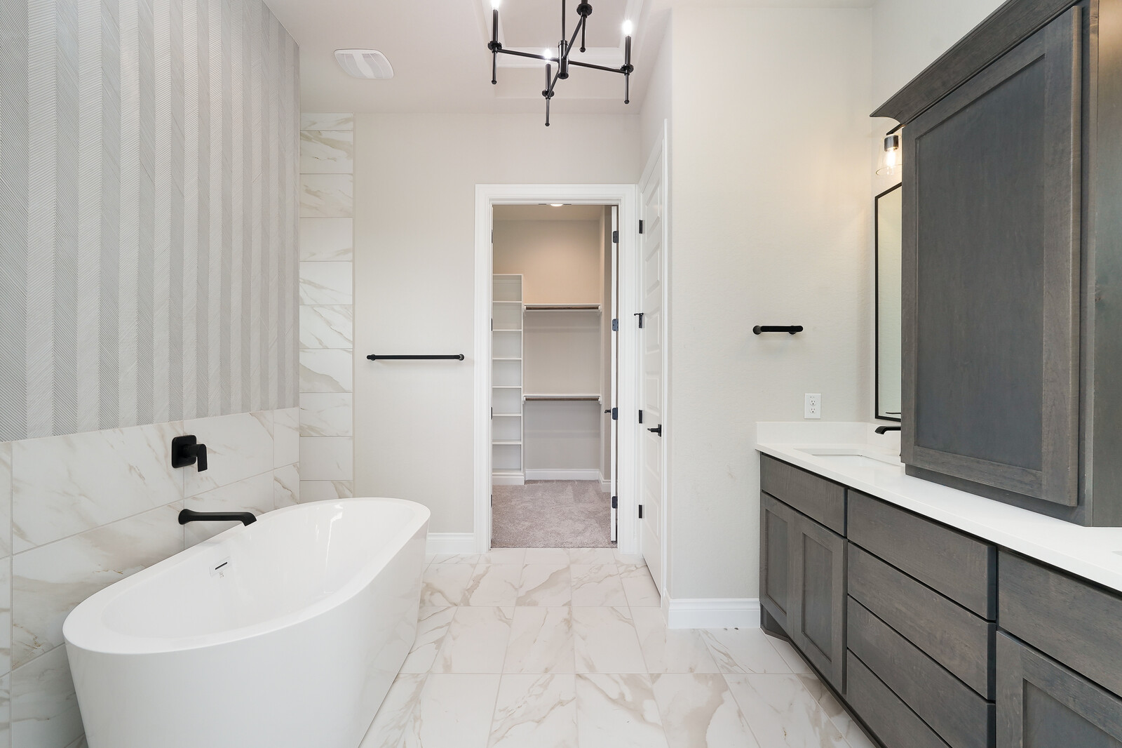 24_1206_VINTAGE_WAY_New_Braunfels_7813224_mls